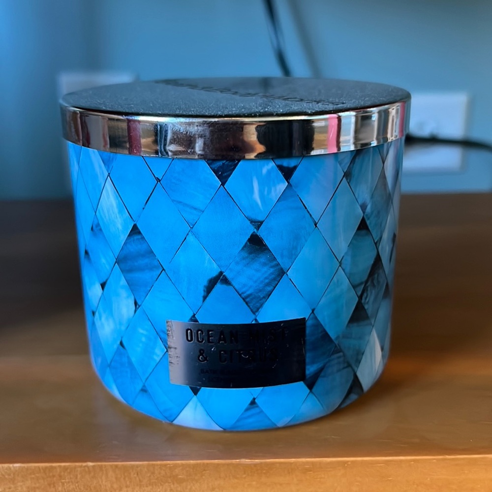 Ocean Mist and Citrus Candle